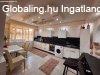 S�rg�sen elad� csal�di h�z - Abony
