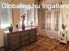 Elad� csal�di h�z �jsz�sz egyik kedvelt utc�j�ban!