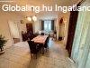 �jszer� h�z, mely csak �nre v�r Gy�szentiv�n R�zsadombj�n