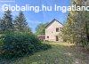 Elad� a Feh�r l� fogad�