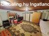 B�ly t�rs�g�ben 4 szob�s csal�di h�z nagy t�rol�val��s mell�