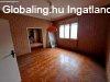 Elad� P�szt�n 3 szob�s fel�j�tand� csal�di h�z