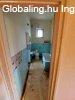 Elad� P�szt�n 3 szob�s fel�j�tand� csal�di h�z