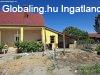 Elad� 53.00 nm-es Csal�di h�z Dabas