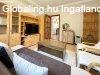 Elad� csal�di h�z Als�pet�ny, 	Erd� mellett
