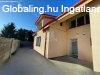 Elad� ikerh�z �ll�, 	Kulcsrak�sz �j �p�t�s� ikerh�z.