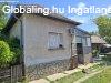 Elad� csal�di h�z T�k�l, 	Pest megye