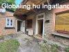 M�tranov�kon 2 h�z egy �r��rt elad� 