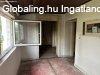 Elad� csal�di h�z �d�ndon- nagy telekkel.