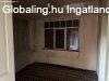Elad� csal�di h�z �d�ndon- nagy telekkel.