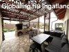 Elad� csal�di h�z Vecs�s, 	Napelemmel felszerelt csal�di h�z
