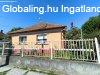 Elad� csal�di h�z Abonyban