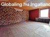 Elad� 77.00 nm-es Fel�j�tand� Csal�di h�z M�nfa