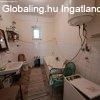 Pilisen 90 m2-es, 2 szoba + nappalis h�z 1566 m2 telekkel