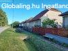 Elad� csal�di h�z G�rbeh�za, 	Pet�fi t�r