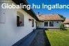 Gy�ny�r� paraszth�z gondozott kerttel elad� - S�gv�r