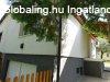 Si�fok Fokihegyen csendes helyen elad� 2 ikerh�z 1 telken