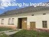 Elad� 276m2-es Csal�di h�z, Vask�t