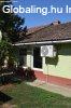 Elad� csal�di h�z Tiszaroffon