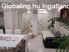 Csodasz�p, utcafronti h�zr�sz, a strand k�zel�ben