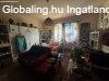 Elad� 100.00 nm-es Fel�j�tand� Csal�di h�z Gerde
