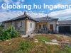 Elad� csal�di h�z Beseny�telek