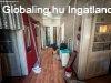 Elad� csal�di h�z Beseny�telek
