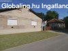 Elad� fel�j�tott csal�di h�z Kaz�r csendes zs�kutc�j�ban!