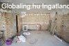 Fel�j�tand� csal�di h�z, nagy telekkel elad� P�liban