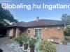 Elad� 180.00 nm-es Fel�j�tott Csal�di h�z P�cs Postav�lgy 