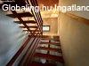 Elad� 154.00 nm-es Fel�j�tott Csal�di h�z Hossz�het�ny