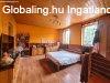 Elad� 135.00 nm-es Fel�j�tand� Csal�di h�z Sz�szv�r