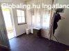 Csal�di h�z nagy telekkel frekvent�lt helyen - Balatonsz�rsz