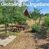 Monor Str�zsa hegyen 49 m2-es, bel�l fel�j�tott, lakhat?
