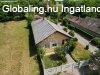 Elad� csal�di h�z Pusztakov�csi, 	Telep�l�s sz�le