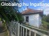 Elad� csal�di h�z Bak, 	R�szben fel�j�tott csal�di h�z