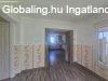 Elad� csal�di h�z Bak, 	R�szben fel�j�tott csal�di h�z