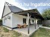 Elad� 53.00 nm-es Fel�j�tott Csal�di h�z Nagyk�ta