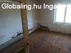 Elad� 58.00 nm-es Fel�j�tand� Csal�di h�z Ny�regyh�za