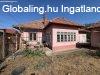 Elad� t�gas csal�di h�z Nagyk�r�s�n, kiv�l� elhelyezked�ssel