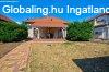 Szuper kis h�z Pestl�rincen