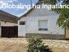 Elad� csal�di h�z Isaszeg, 	Templom utca