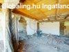 R�szlegesen fel�j�tott csal�di h�z elad� Baracson!