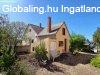 CSAL�DI H�Z A S�MEGI V�R T�V�BEN EGYED�L�LL� PANOR�M�VAL ELA