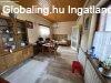 Elad� 150.00 nm-es Fel�j�tott Csal�di h�z Gyula