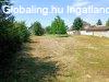 Elad� 100.00 nm-es Fel�j�tand� Csal�di h�z Bezenye