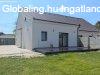 TELJESEN FEL�J�TVA, MINDEN GYALOG EL�RHET� | Mosonmagyar�v�r