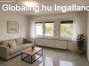 TELJES K�R�EN FEL�J�TOTT, K�TSZINTES CSAL�DI H�Z T�PI�SZELE 