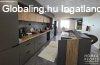 Fel�j�tott csal�di h�z hatalmas telekkel �s �zleti lehet�s�g