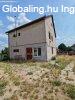 Elad� 135.00 nm-es Fel�j�tott Csal�di h�z D�ny Pesti �t 30 